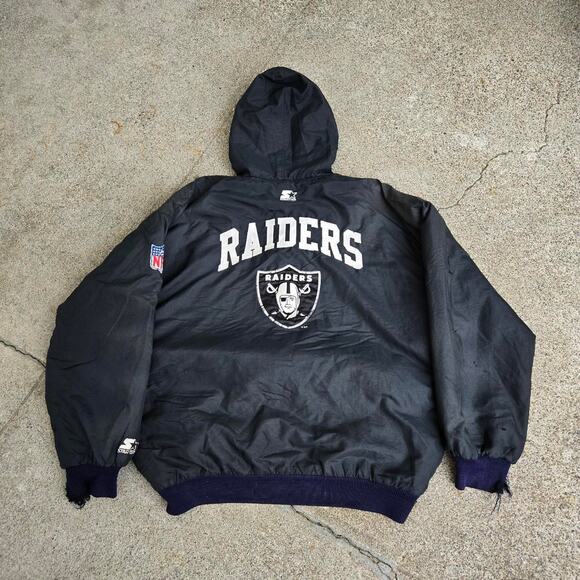 Vtg 90s STARTER Oakland Raiders Logo Distressed NFL Hooded Puffer Jacket XL - Picture 1 of 8